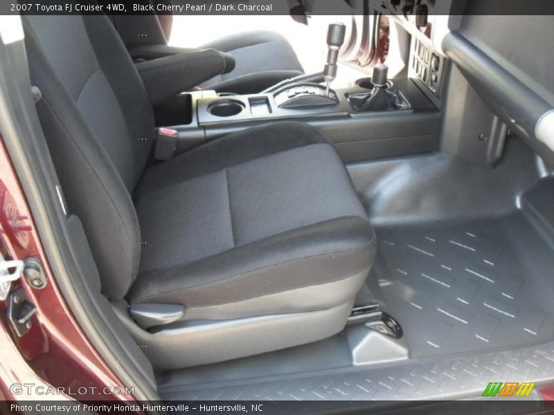 Black Cherry Pearl / Dark Charcoal 2007 Toyota FJ Cruiser 4WD