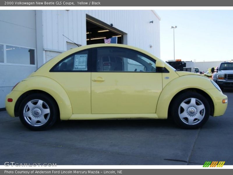 Yellow / Black 2000 Volkswagen New Beetle GLS Coupe