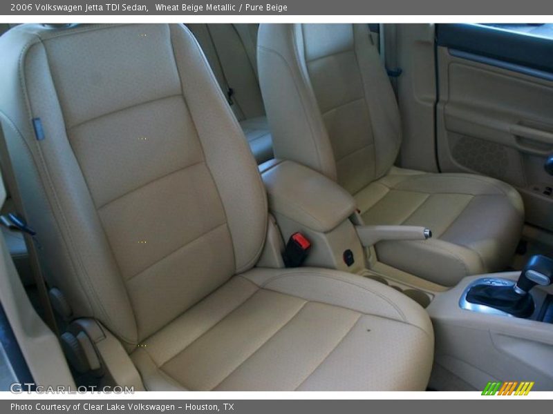 Wheat Beige Metallic / Pure Beige 2006 Volkswagen Jetta TDI Sedan