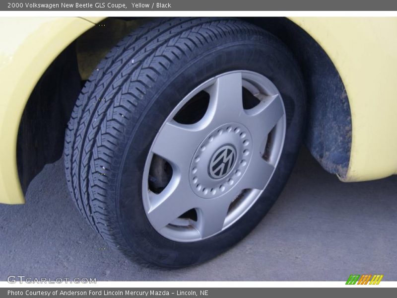 Yellow / Black 2000 Volkswagen New Beetle GLS Coupe