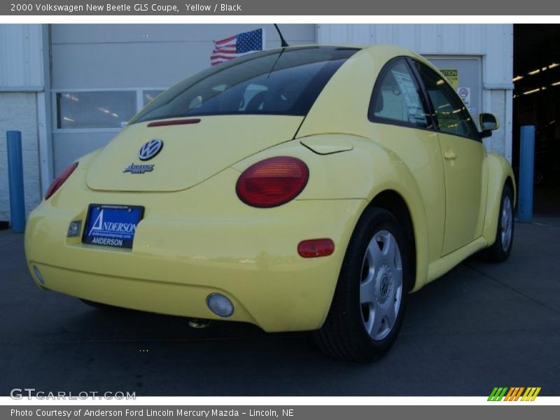 Yellow / Black 2000 Volkswagen New Beetle GLS Coupe