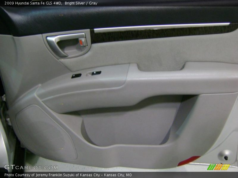 Bright Silver / Gray 2009 Hyundai Santa Fe GLS 4WD