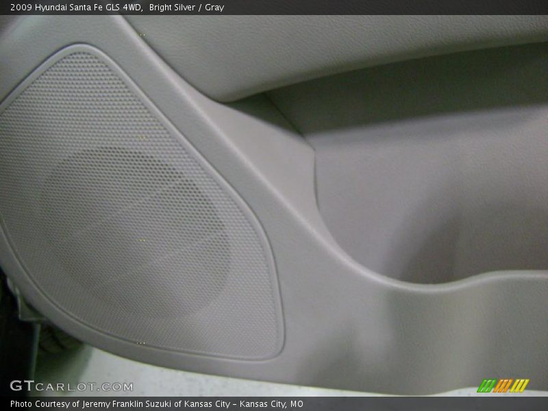 Bright Silver / Gray 2009 Hyundai Santa Fe GLS 4WD