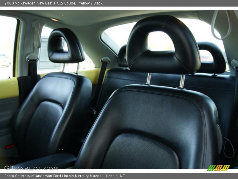 Yellow / Black 2000 Volkswagen New Beetle GLS Coupe