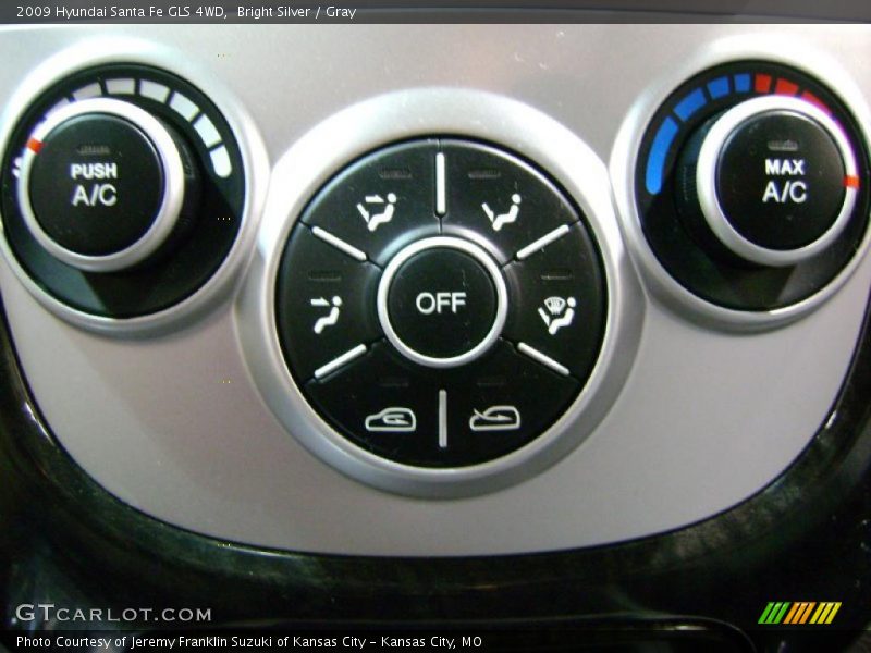 Bright Silver / Gray 2009 Hyundai Santa Fe GLS 4WD