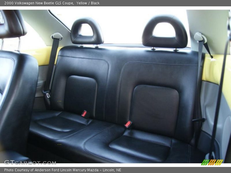Yellow / Black 2000 Volkswagen New Beetle GLS Coupe