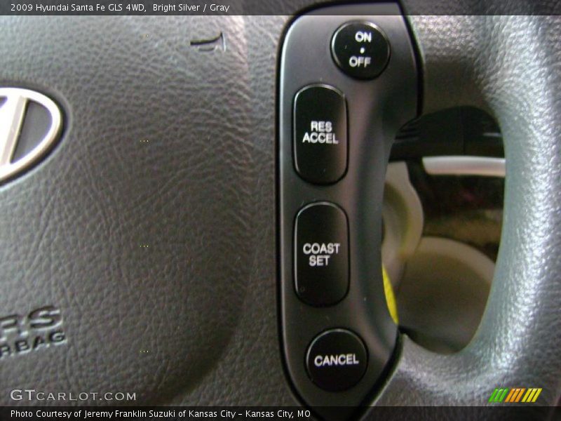 Bright Silver / Gray 2009 Hyundai Santa Fe GLS 4WD