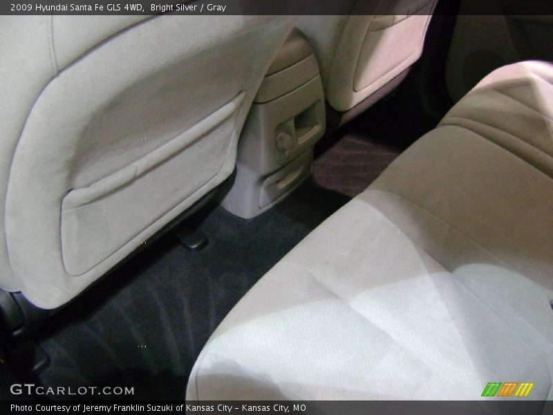 Bright Silver / Gray 2009 Hyundai Santa Fe GLS 4WD