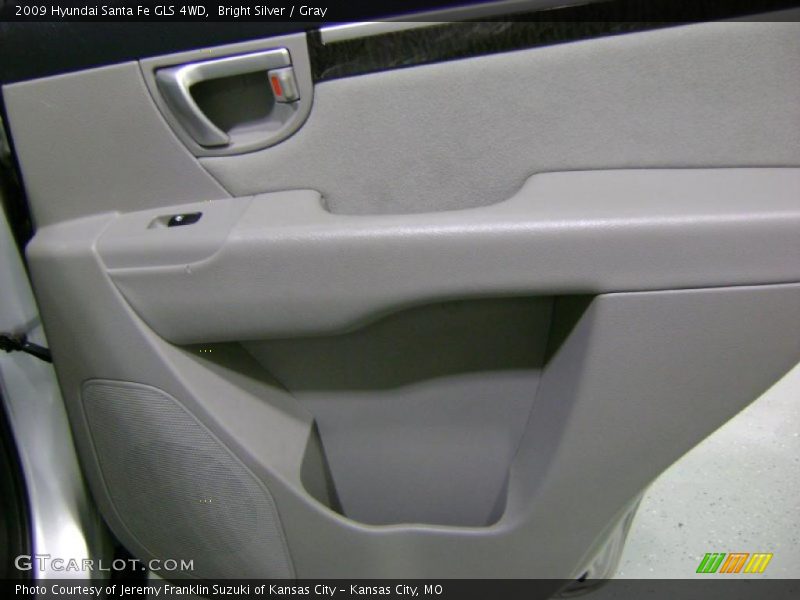 Bright Silver / Gray 2009 Hyundai Santa Fe GLS 4WD
