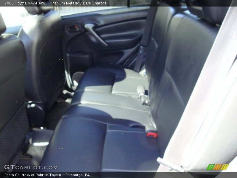 Titanium Metallic / Dark Charcoal 2005 Toyota RAV4 4WD