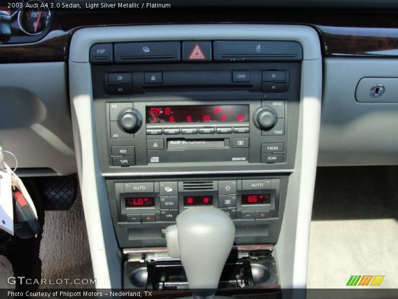 Light Silver Metallic / Platinum 2003 Audi A4 3.0 Sedan