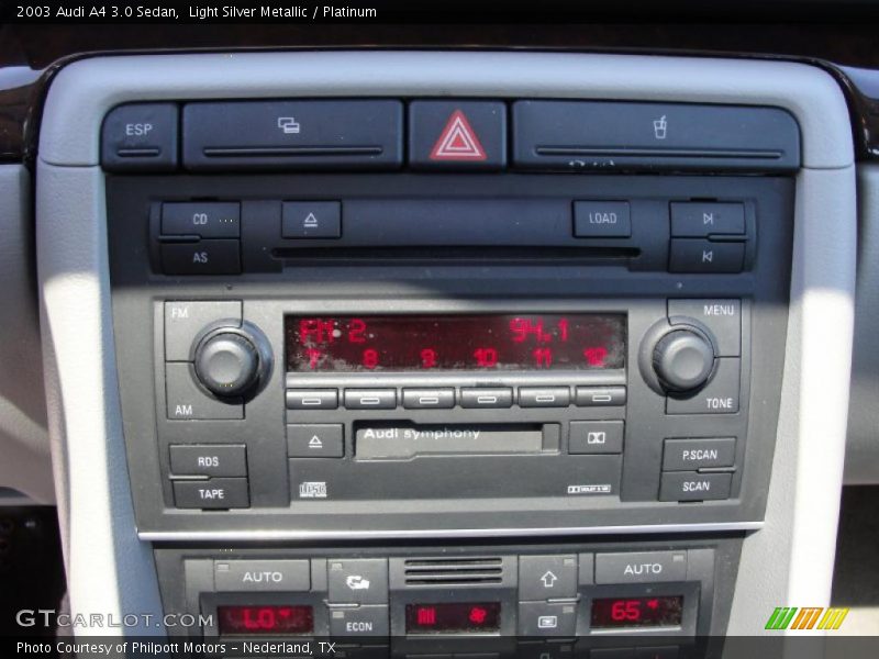 Light Silver Metallic / Platinum 2003 Audi A4 3.0 Sedan