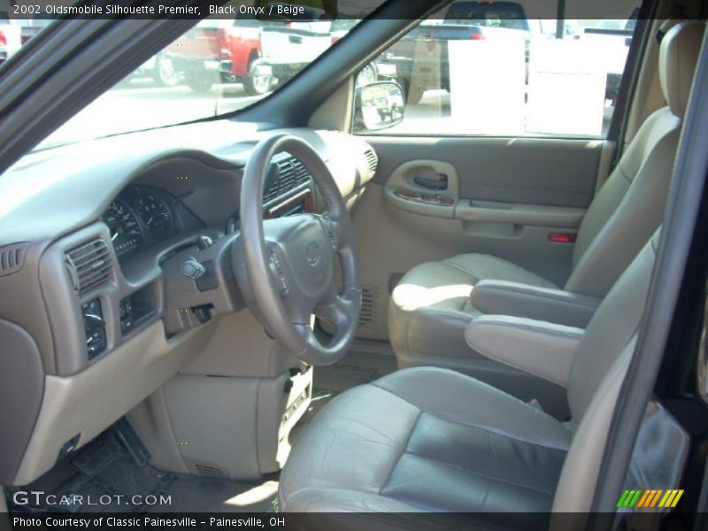 Black Onyx / Beige 2002 Oldsmobile Silhouette Premier