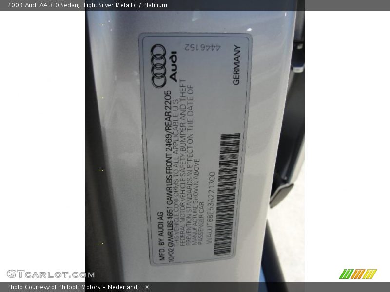 Light Silver Metallic / Platinum 2003 Audi A4 3.0 Sedan