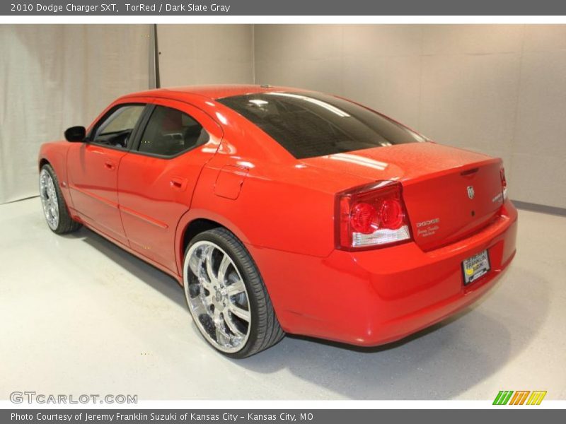 TorRed / Dark Slate Gray 2010 Dodge Charger SXT