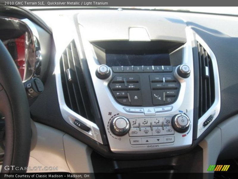 Quicksilver Metallic / Light Titanium 2010 GMC Terrain SLE