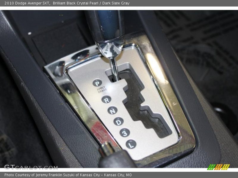 Brilliant Black Crystal Pearl / Dark Slate Gray 2010 Dodge Avenger SXT