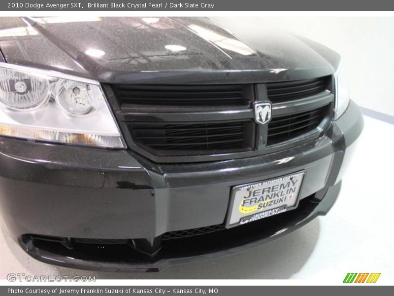 Brilliant Black Crystal Pearl / Dark Slate Gray 2010 Dodge Avenger SXT