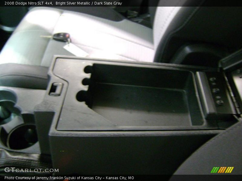 Bright Silver Metallic / Dark Slate Gray 2008 Dodge Nitro SLT 4x4