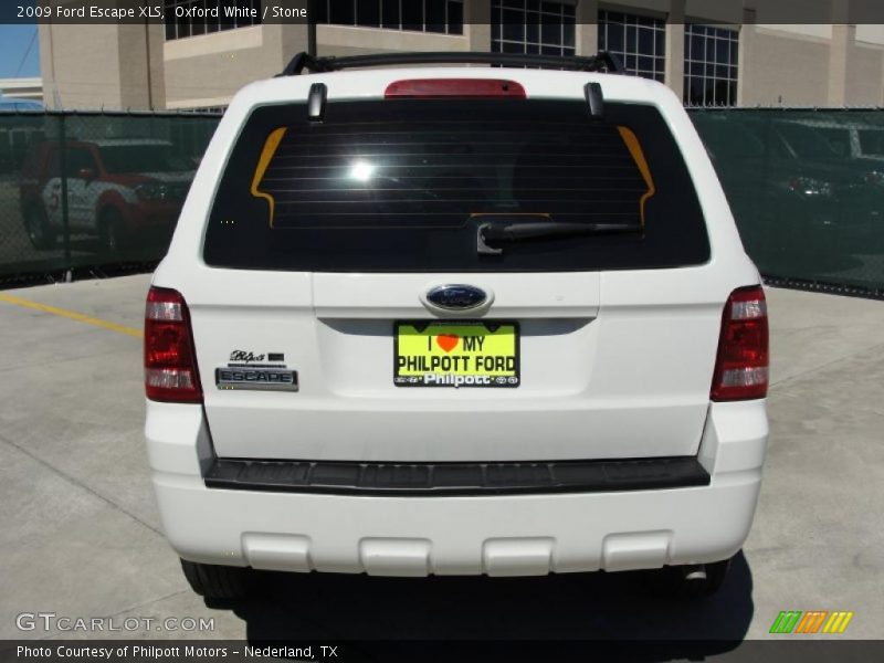 Oxford White / Stone 2009 Ford Escape XLS