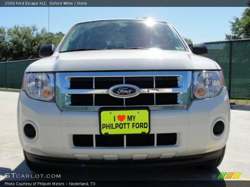 Oxford White / Stone 2009 Ford Escape XLS