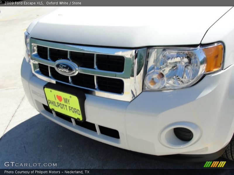 Oxford White / Stone 2009 Ford Escape XLS