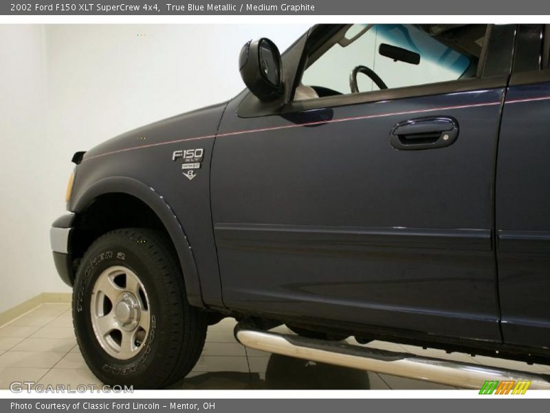 True Blue Metallic / Medium Graphite 2002 Ford F150 XLT SuperCrew 4x4