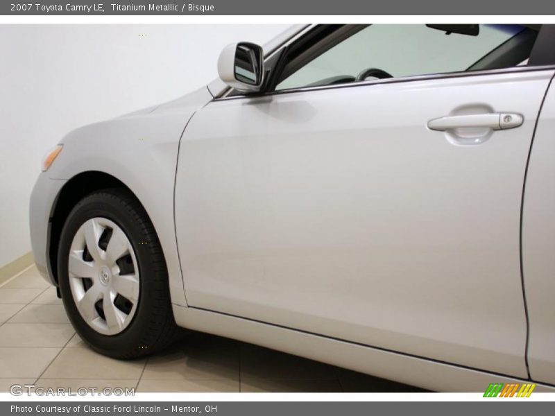 Titanium Metallic / Bisque 2007 Toyota Camry LE