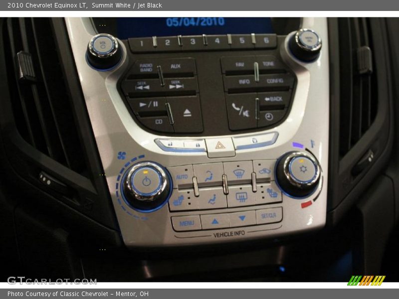 Summit White / Jet Black 2010 Chevrolet Equinox LT