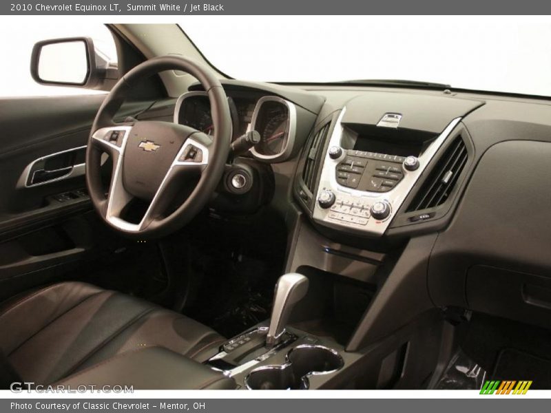 Summit White / Jet Black 2010 Chevrolet Equinox LT