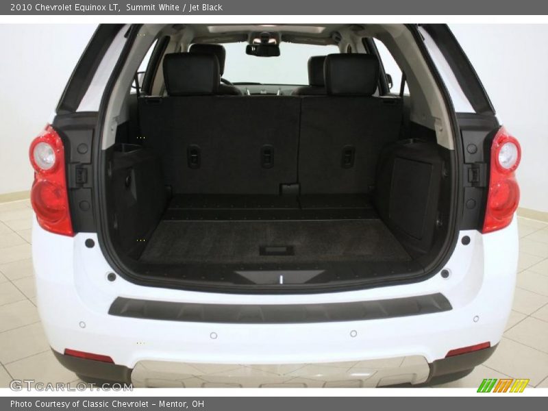 Summit White / Jet Black 2010 Chevrolet Equinox LT