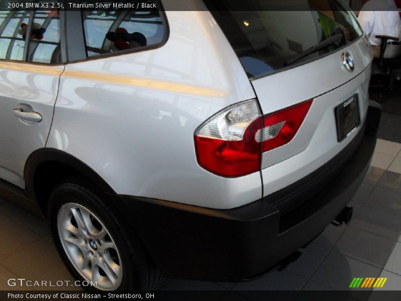 Titanium Silver Metallic / Black 2004 BMW X3 2.5i