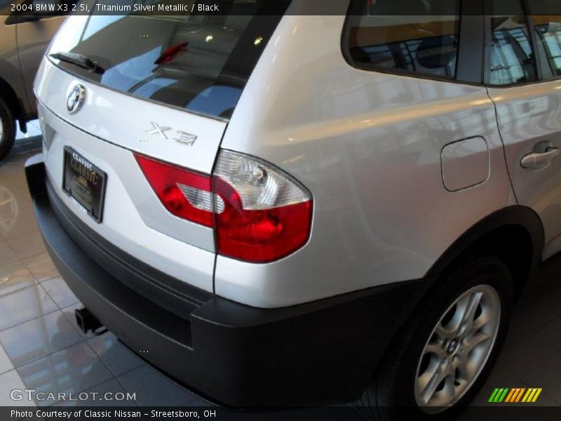 Titanium Silver Metallic / Black 2004 BMW X3 2.5i