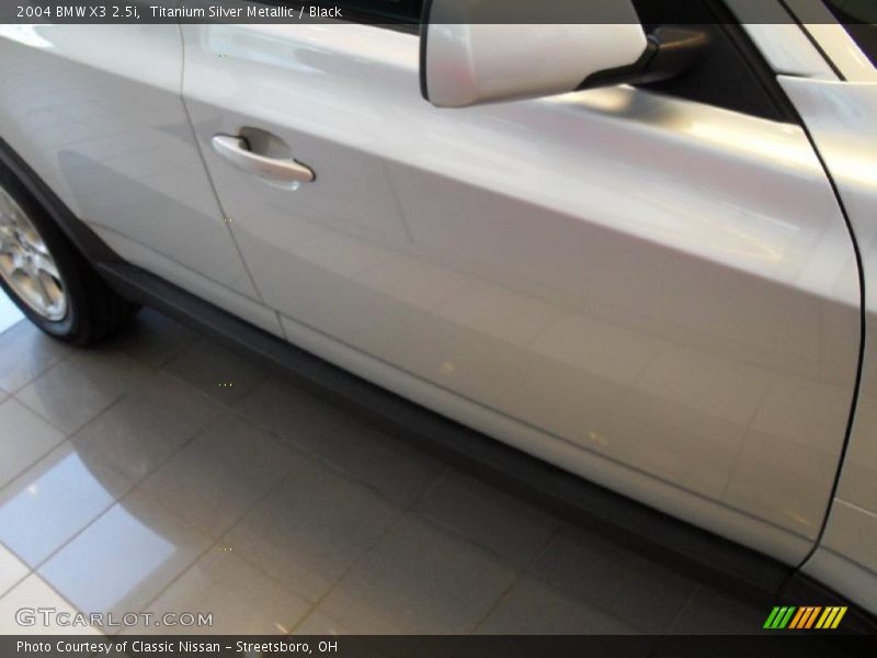 Titanium Silver Metallic / Black 2004 BMW X3 2.5i