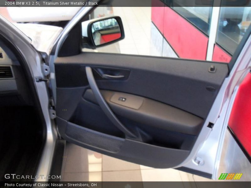 Titanium Silver Metallic / Black 2004 BMW X3 2.5i