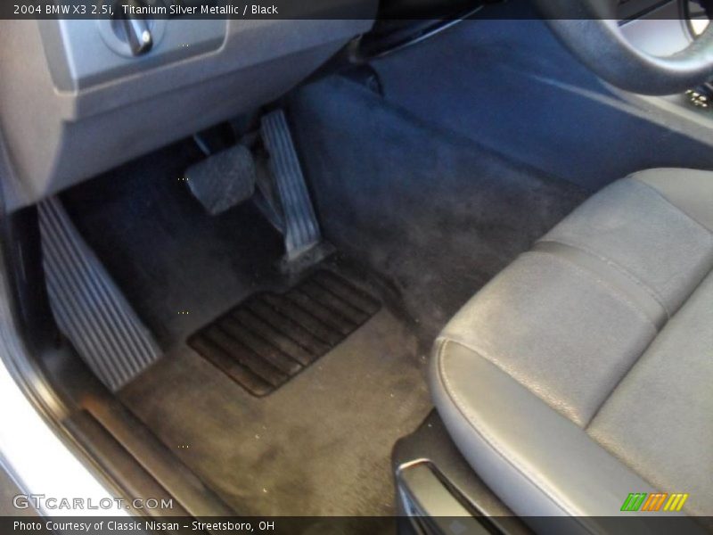 Titanium Silver Metallic / Black 2004 BMW X3 2.5i