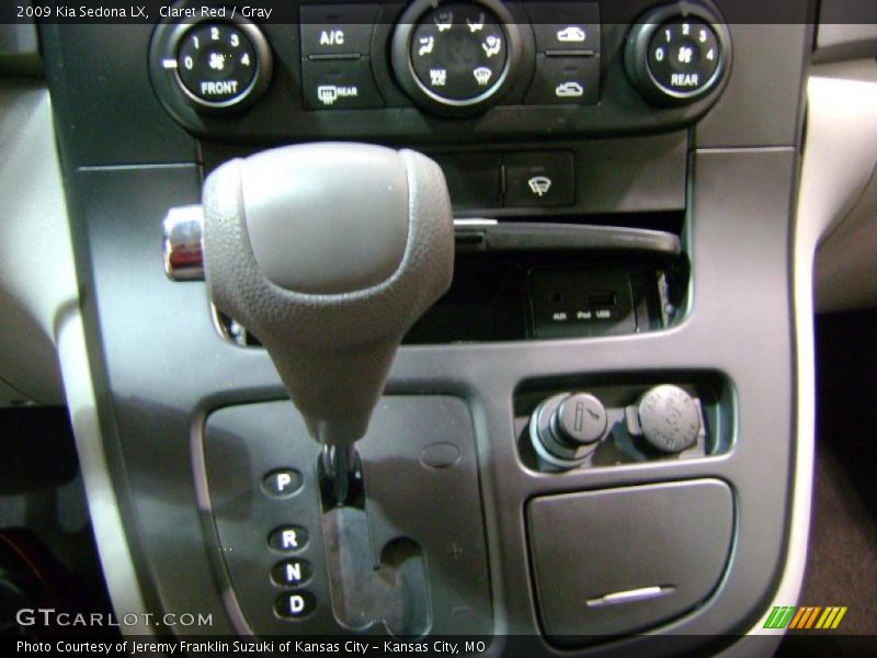 Claret Red / Gray 2009 Kia Sedona LX