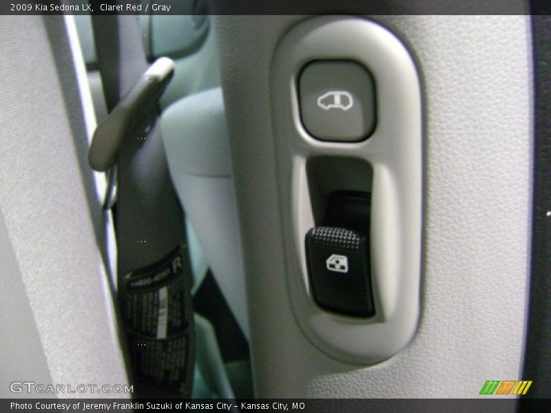 Claret Red / Gray 2009 Kia Sedona LX