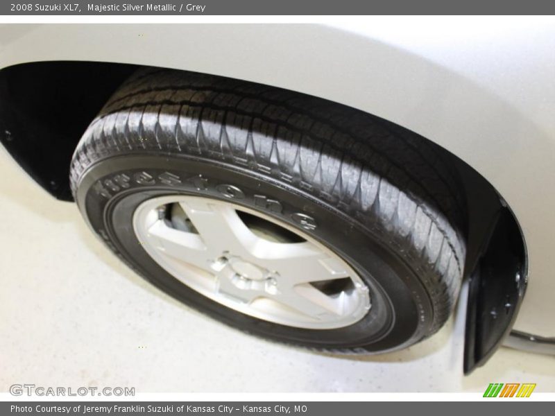 Majestic Silver Metallic / Grey 2008 Suzuki XL7