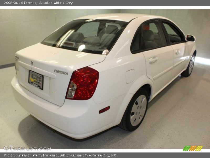 Absolute White / Grey 2008 Suzuki Forenza