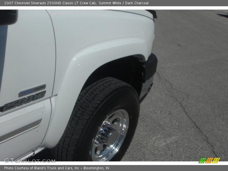 Summit White / Dark Charcoal 2007 Chevrolet Silverado 2500HD Classic LT Crew Cab