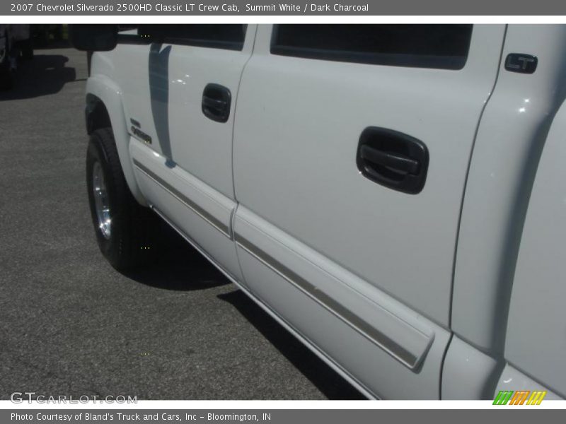 Summit White / Dark Charcoal 2007 Chevrolet Silverado 2500HD Classic LT Crew Cab