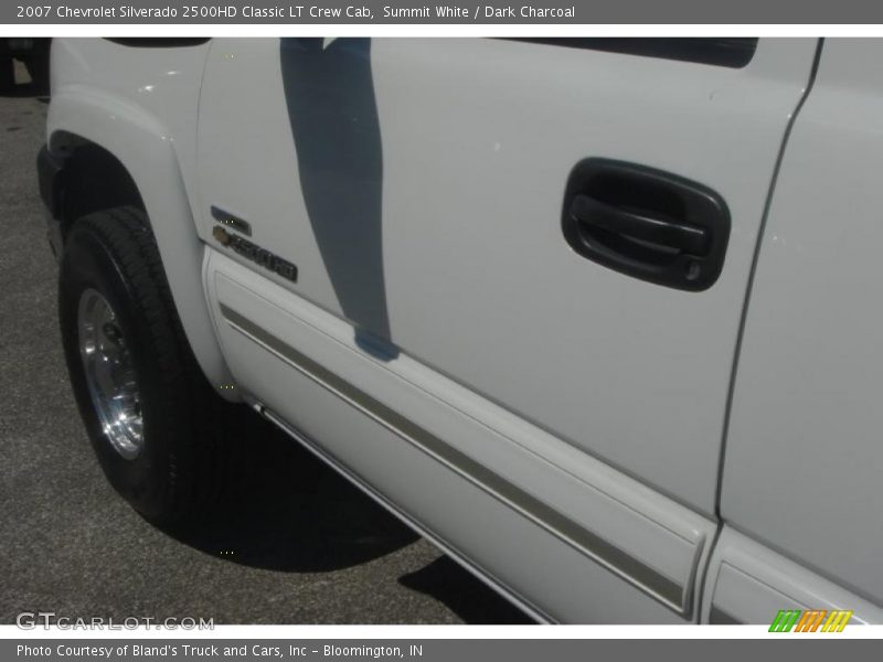 Summit White / Dark Charcoal 2007 Chevrolet Silverado 2500HD Classic LT Crew Cab
