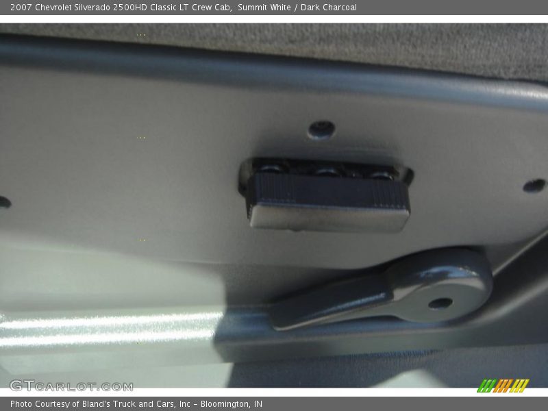 Summit White / Dark Charcoal 2007 Chevrolet Silverado 2500HD Classic LT Crew Cab