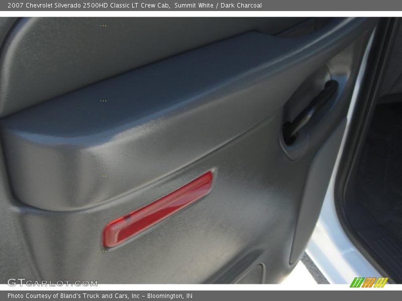 Summit White / Dark Charcoal 2007 Chevrolet Silverado 2500HD Classic LT Crew Cab