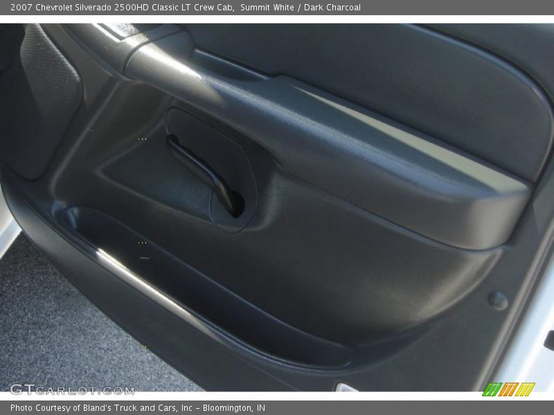 Summit White / Dark Charcoal 2007 Chevrolet Silverado 2500HD Classic LT Crew Cab