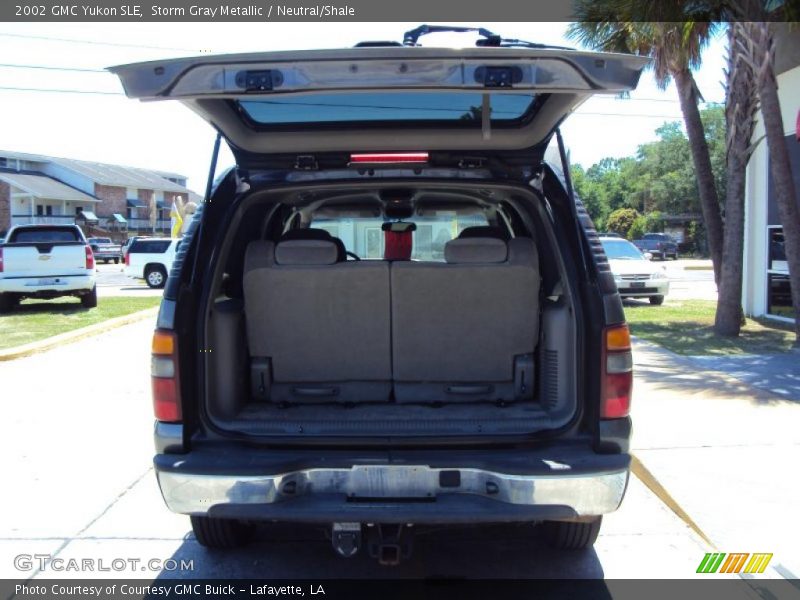 Storm Gray Metallic / Neutral/Shale 2002 GMC Yukon SLE