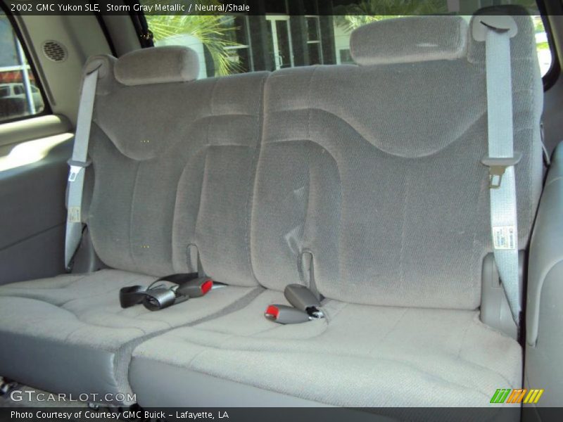 Storm Gray Metallic / Neutral/Shale 2002 GMC Yukon SLE