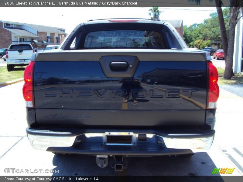 Bermuda Blue Metallic / Gray/Dark Charcoal 2006 Chevrolet Avalanche LS