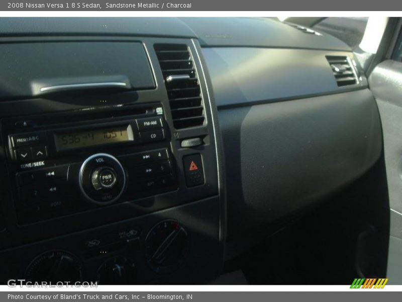 Sandstone Metallic / Charcoal 2008 Nissan Versa 1.8 S Sedan